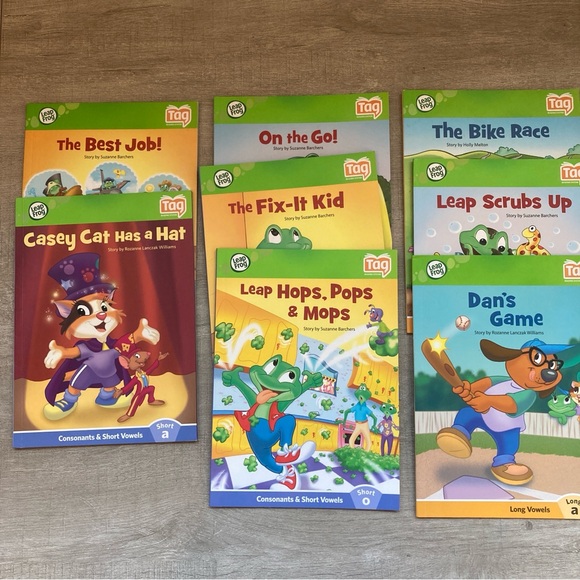 Leap Frog books lot of 8 ~ LeapReader LeapFrog Learn to Read Tag Reader vowels - Picture 1 of 2